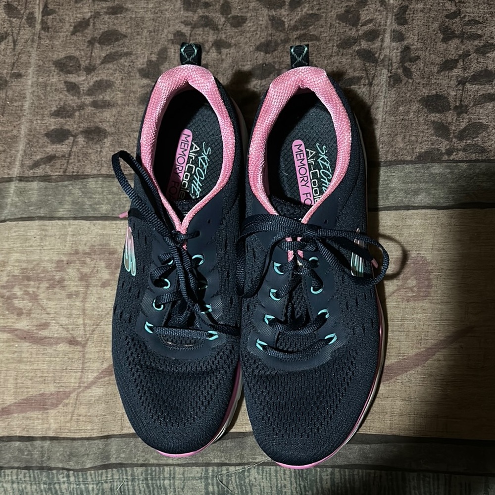 Skechers Navy and Pink Sneakers Sporty Mesh Comfort